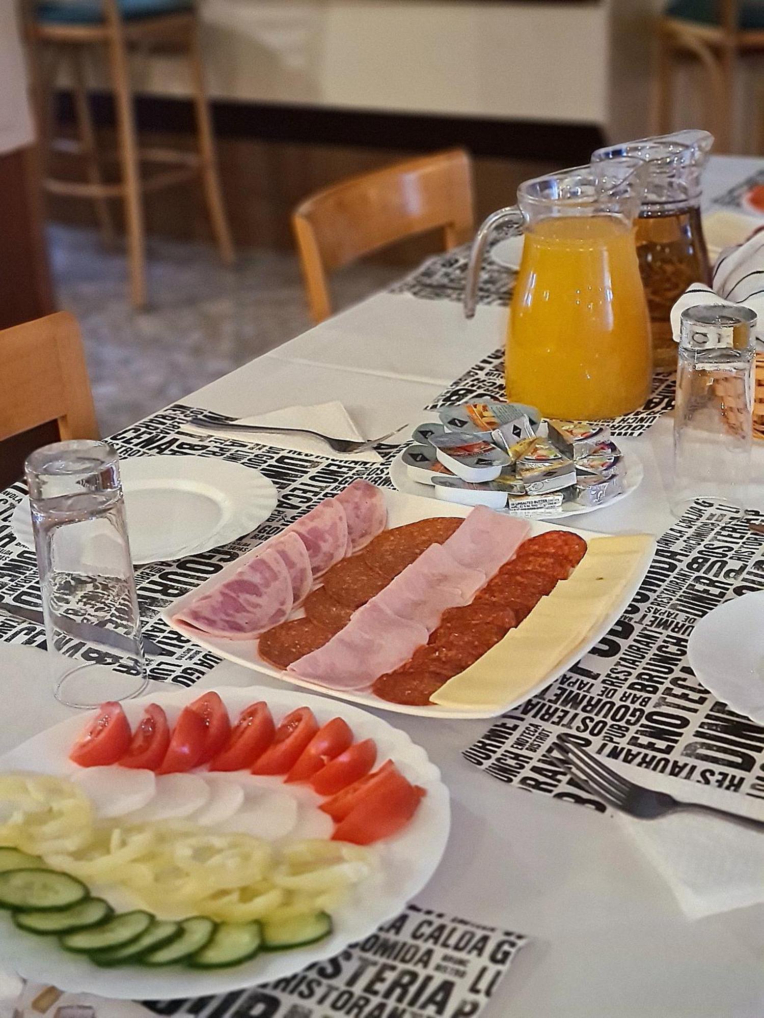 Hotel Oroszlan Szigetvar Ngoại thất bức ảnh
